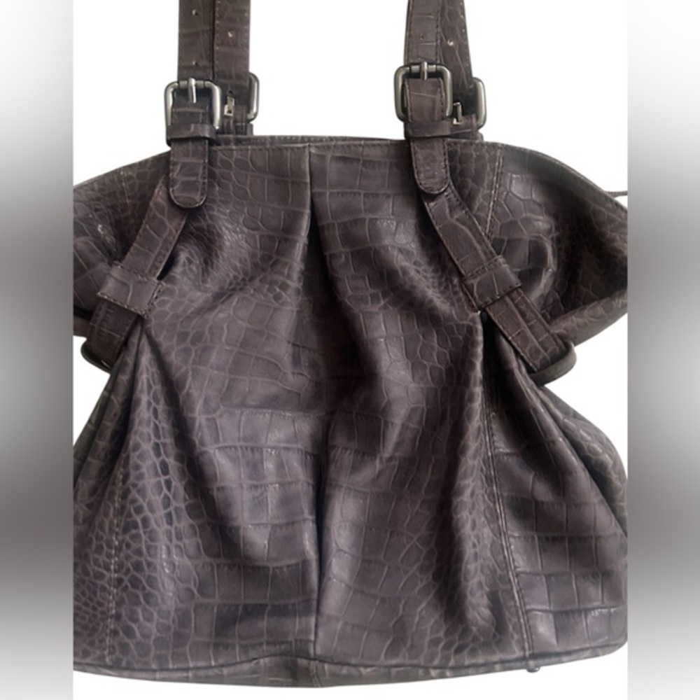 NWOT PUNTOTRES Elegant Brown Leather-Embossed Women's Bag- Barcelona, Spain